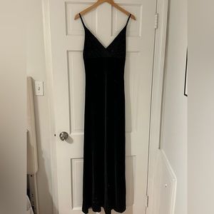 Alexia Admor Stunning Velvet Dress